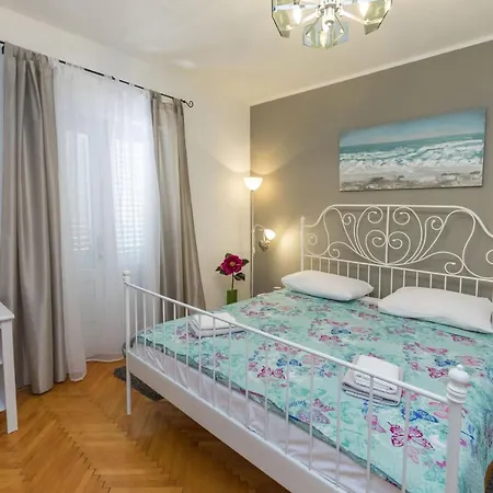 Apartments Zmika Primosten Exterior photo