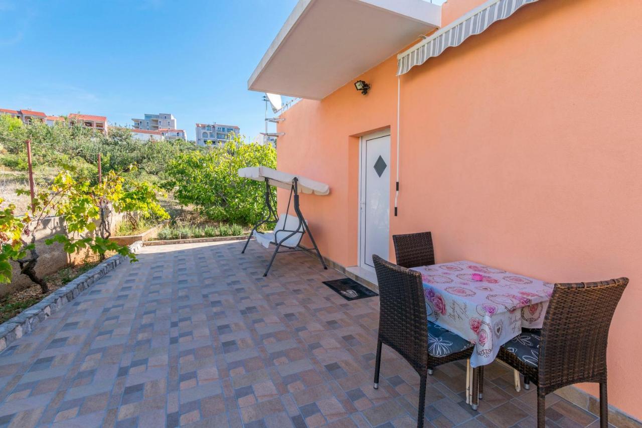 Zmika Apartment *